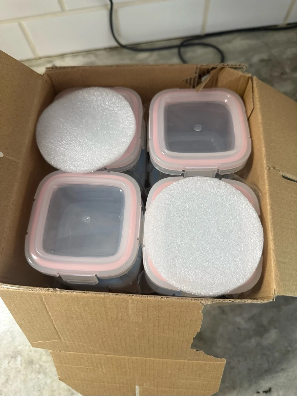 Airtight Glass Food Storage Containers with Pink and Blue Lids